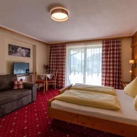 Pension&appartements Marxenhof ペルティサウ