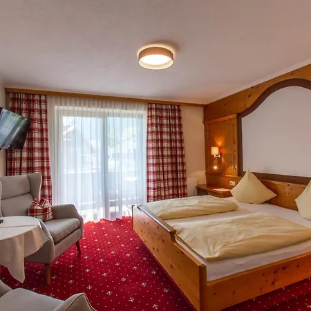 Aparthotel Pension&appartements Marxenhof 4*
