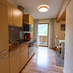 Apart-hotel Pension&appartements Marxenhof 4*