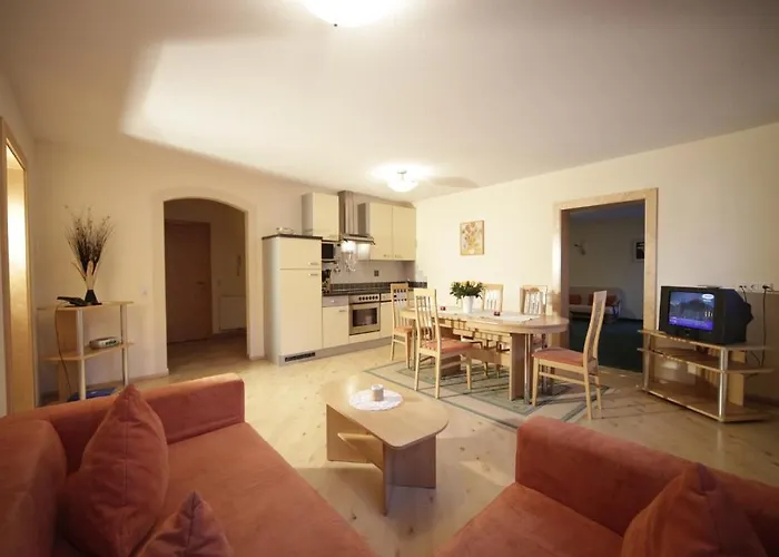 Pension&appartements Marxenhof Apart Otel 4*