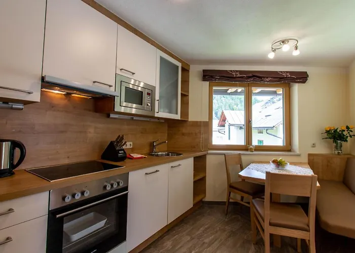 Apart Otel Pension&appartements Marxenhof 4*