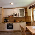 Pension&appartements Marxenhof 4* פרטיסאו